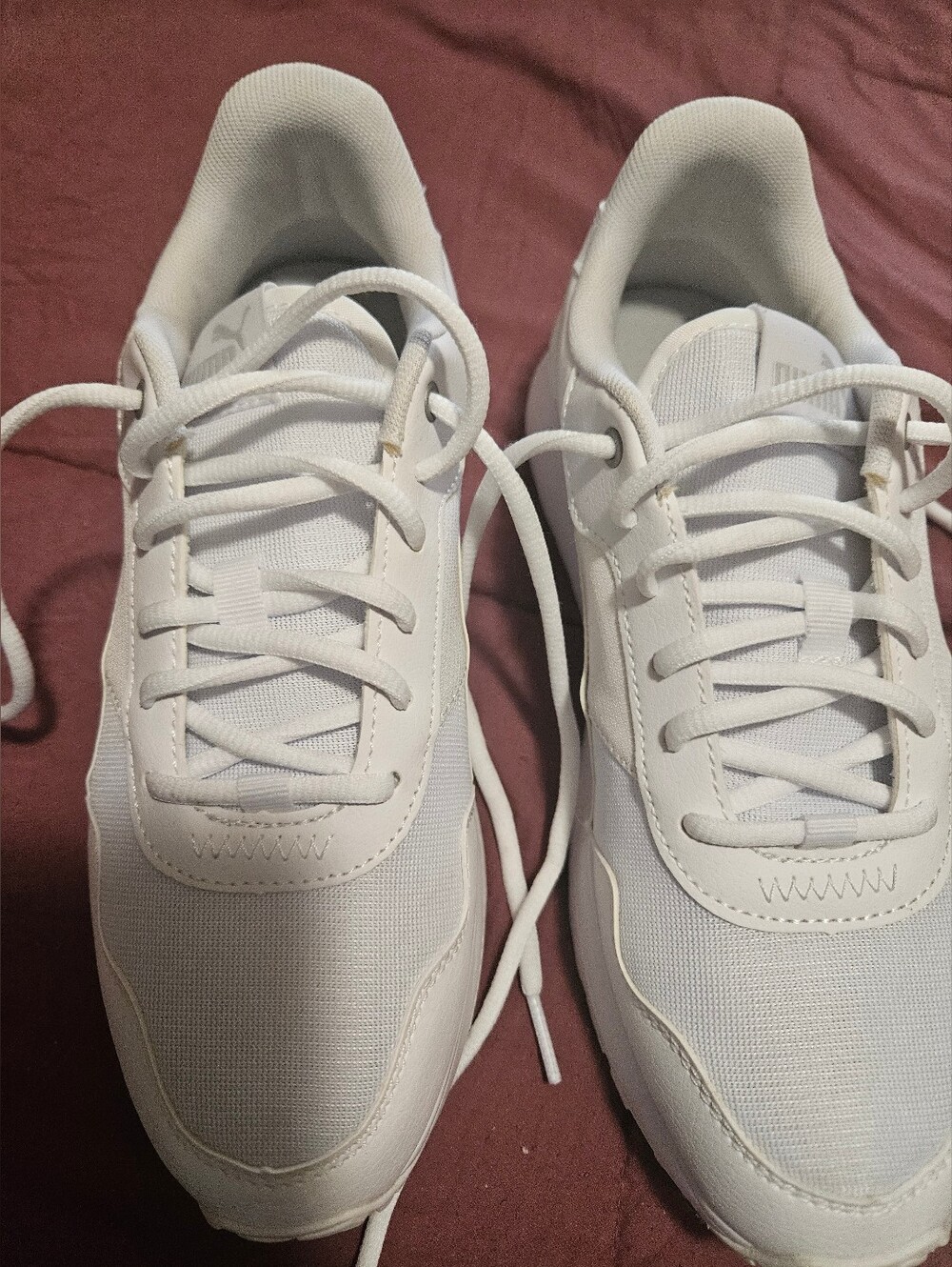 Puma White Soft Foam Sneakers EUC